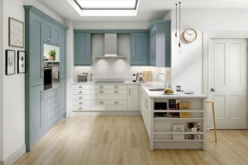 Milbourne Chalk Blue & Porcelain (Large)