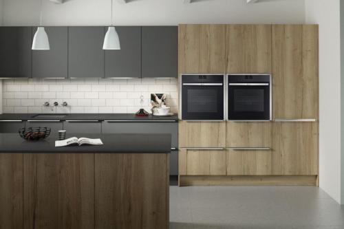Reclaimed Oak (Large)